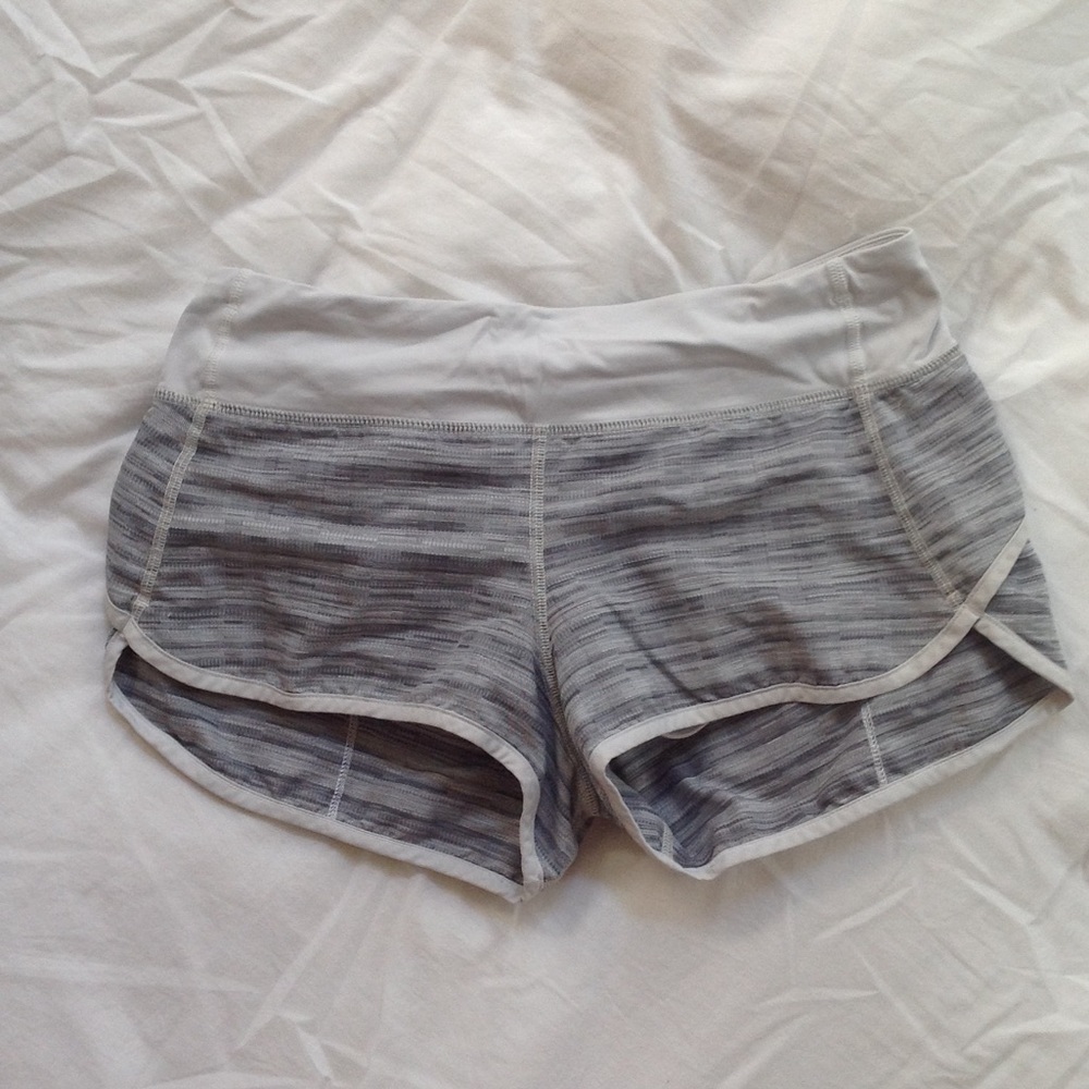 Lululemon size 4 gray speed shorts