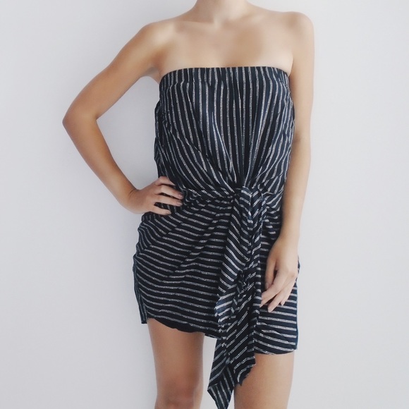 SOLD OUT ❌ Nikki Tie Knot Dress - Picture 5 of 7