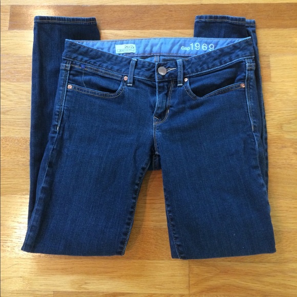 4/$15 SUPER SALE Dark Blue Gap Skinny Jeans - Picture 1 of 4