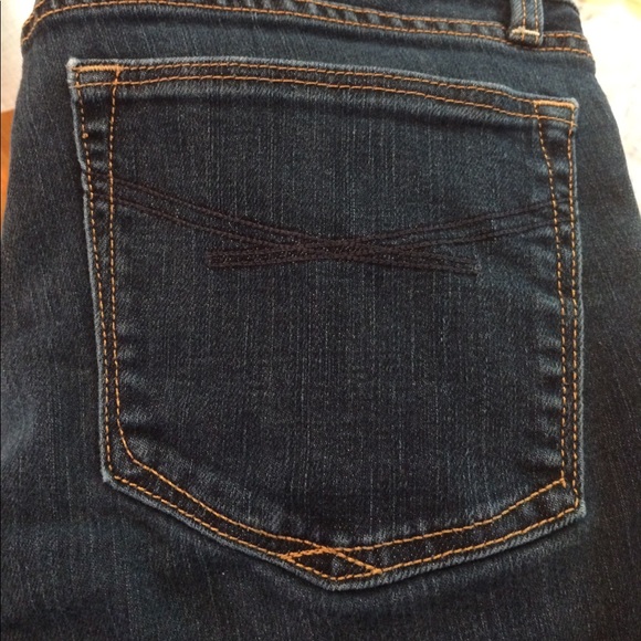 4/$15 SUPER SALE Dark Blue Gap Skinny Jeans - Picture 2 of 4