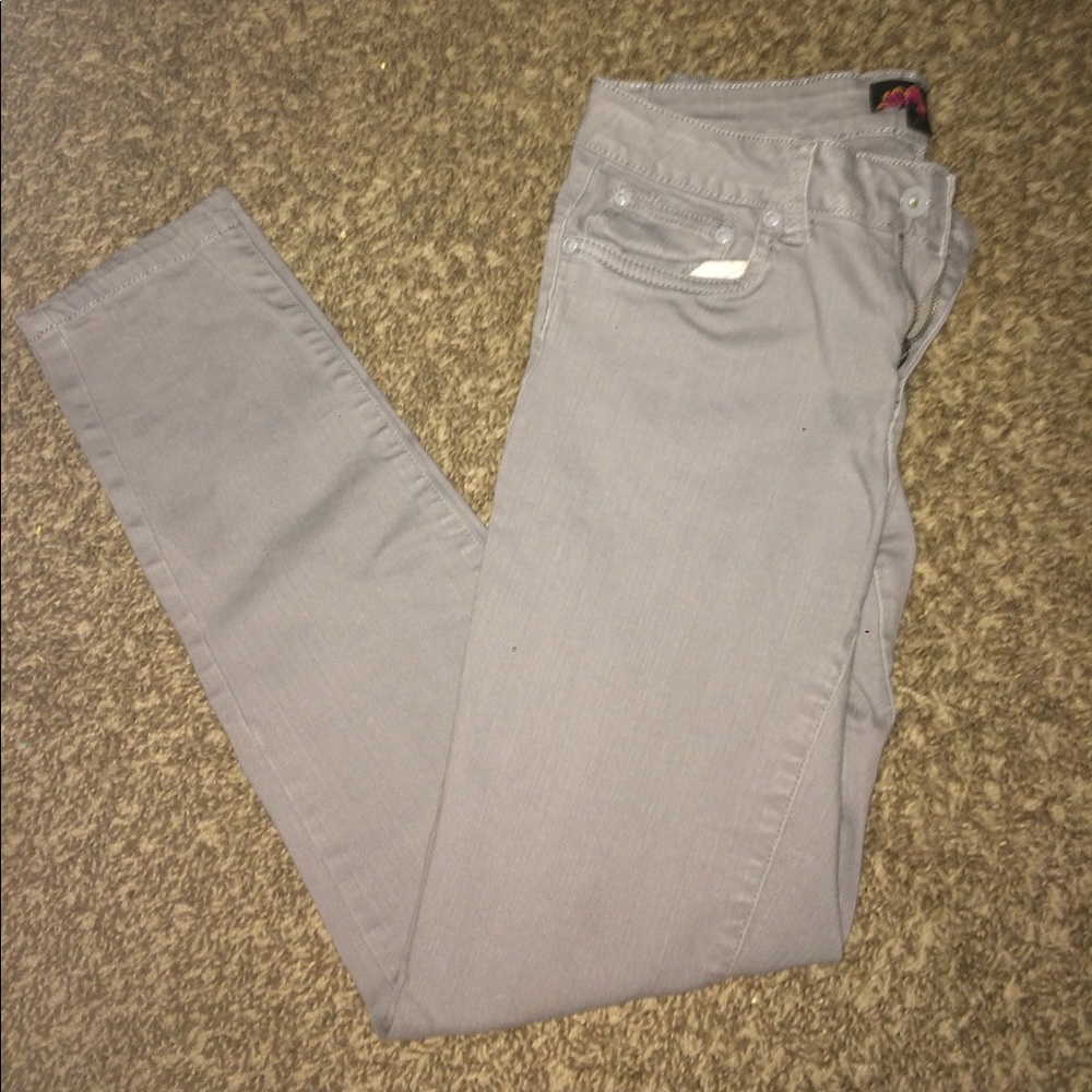 🌻Gray Skinny Jeans 🌻