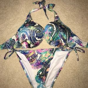 Victoria's Secret Bikini (top and/or bottom)