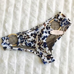 Brand-new VICTORIA'S SECRET bikini bottom 👙