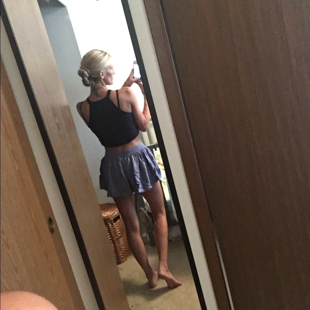 Lulus Xs shorts last drop - Picture 7 of 8