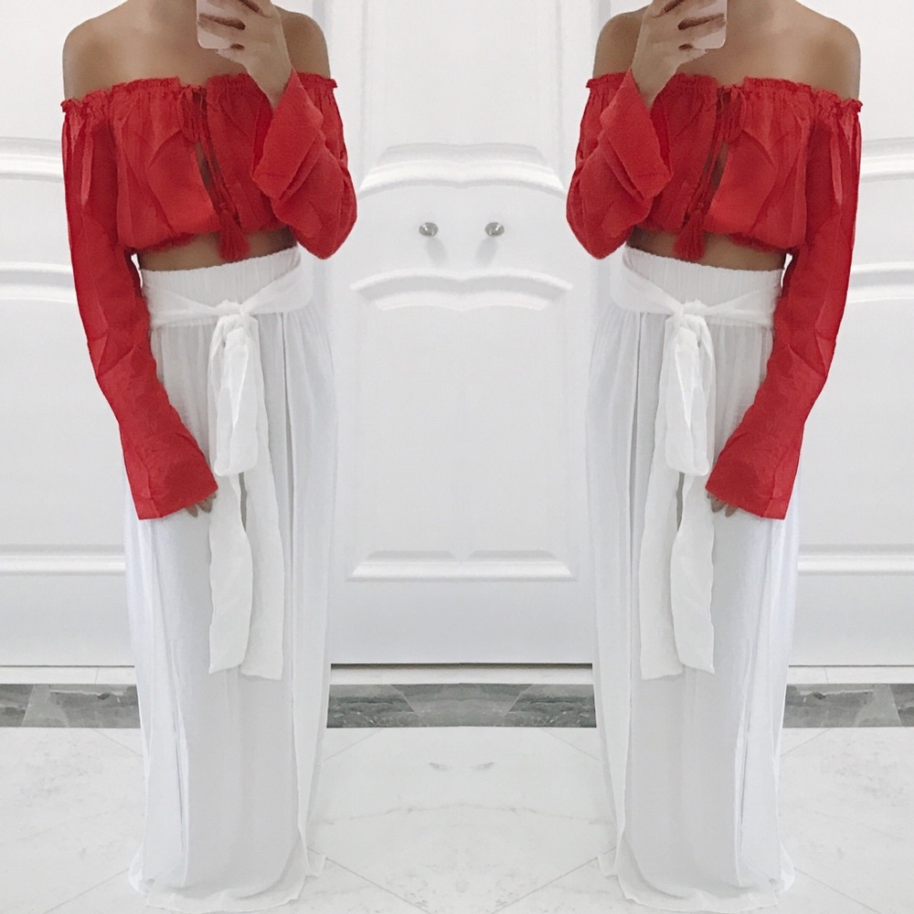 SOLD OUT ❌ Eli White Slit Skirt - Picture 3 of 6