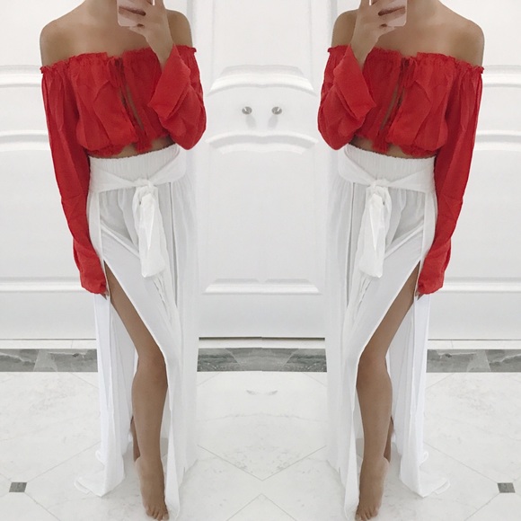 SOLD OUT ❌ Eli White Slit Skirt - Picture 4 of 6