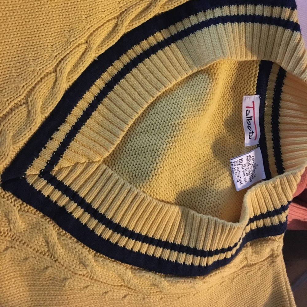 Talbots ladies sweater sz small