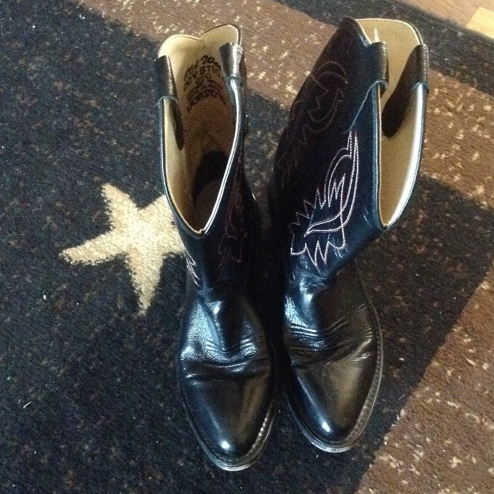 Old west boots