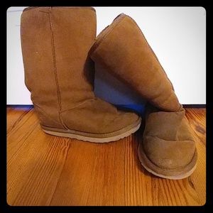 Ugg classic tall boots