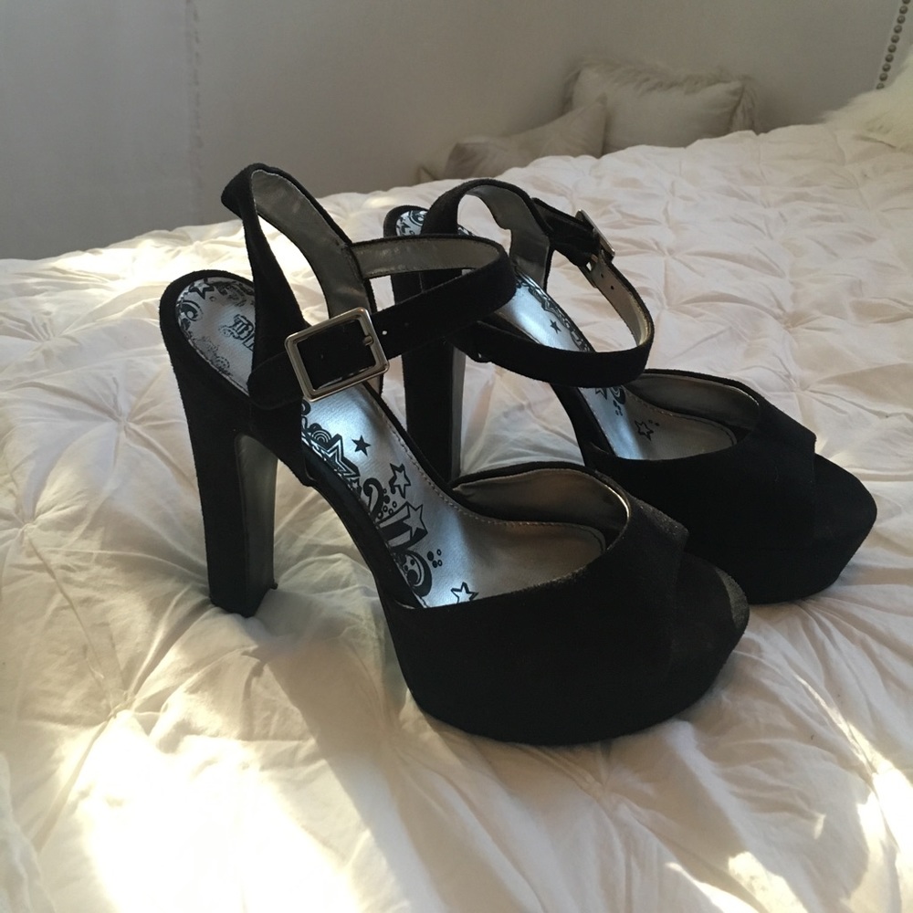Black open toe platform heels sz 9