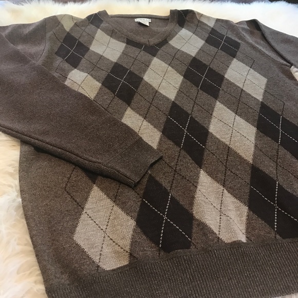 V-neck sweater - Picture 2 of 3