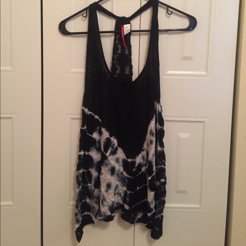 Billabong tye dye tank