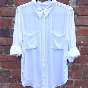 A&F NWT soft white casual slouchy button-up shirt
