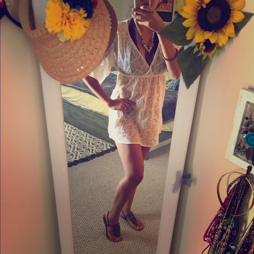 Kenneth Cole Beach cover up