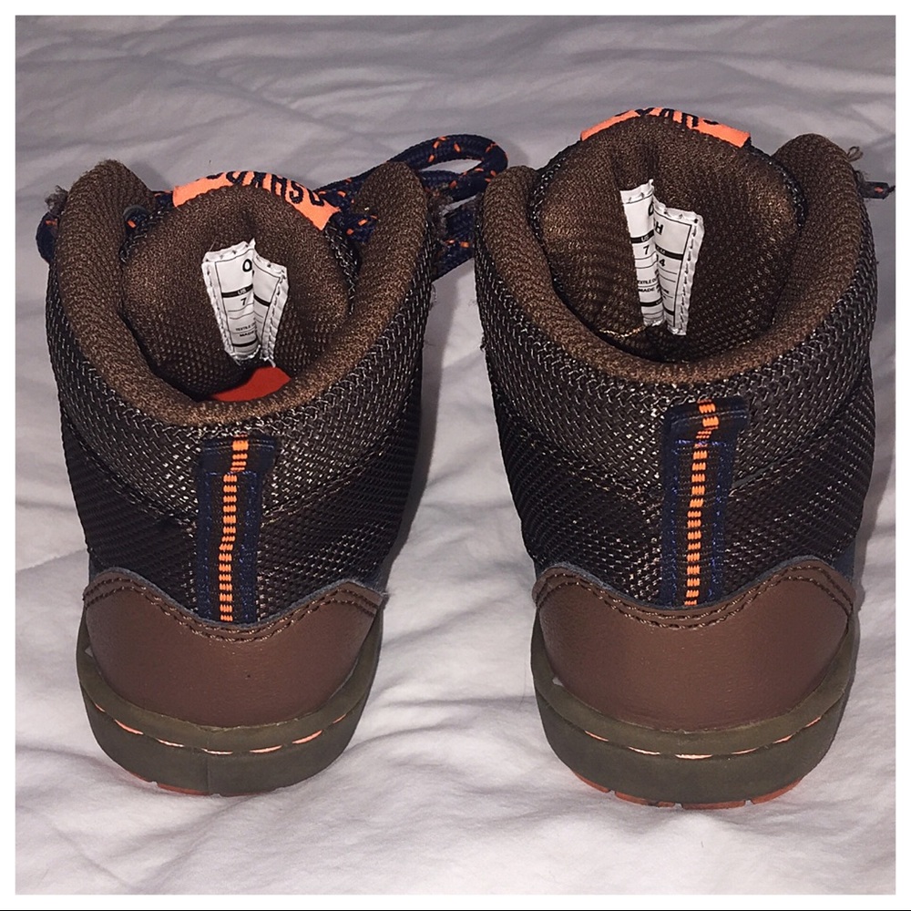 🔴SOLD🔴 Oshkosh Duck Boots - Picture 3 of 4