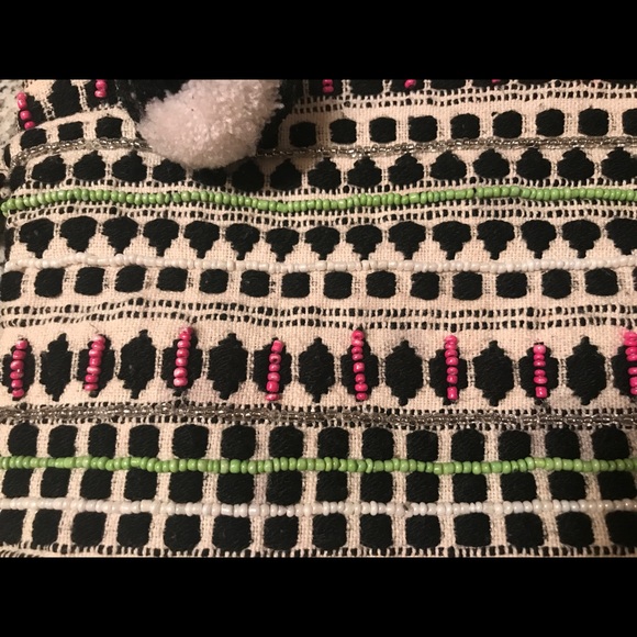 Super Cute Beaded Bag - Picture 3 of 4