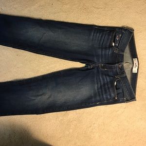 Hollister jeans (like new!)
