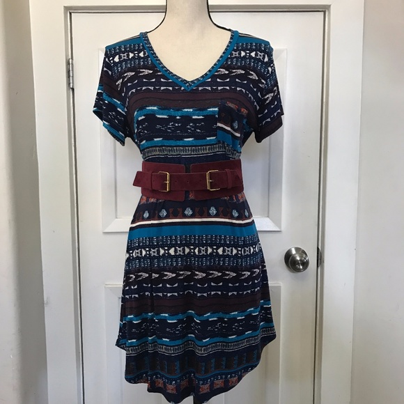 Dresses & Skirts - Printed tunic/mini dress (2X left)
