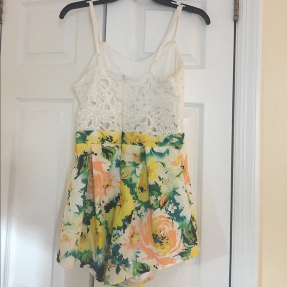 flower romper - Picture 2 of 5