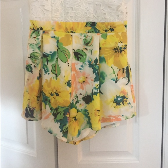 flower romper - Picture 4 of 5