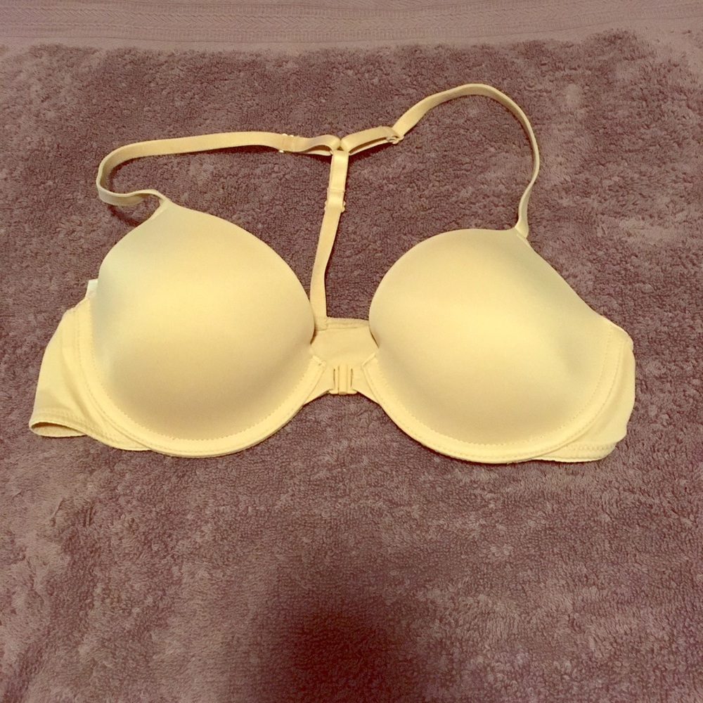 34B Victoria's Secret t-back bra