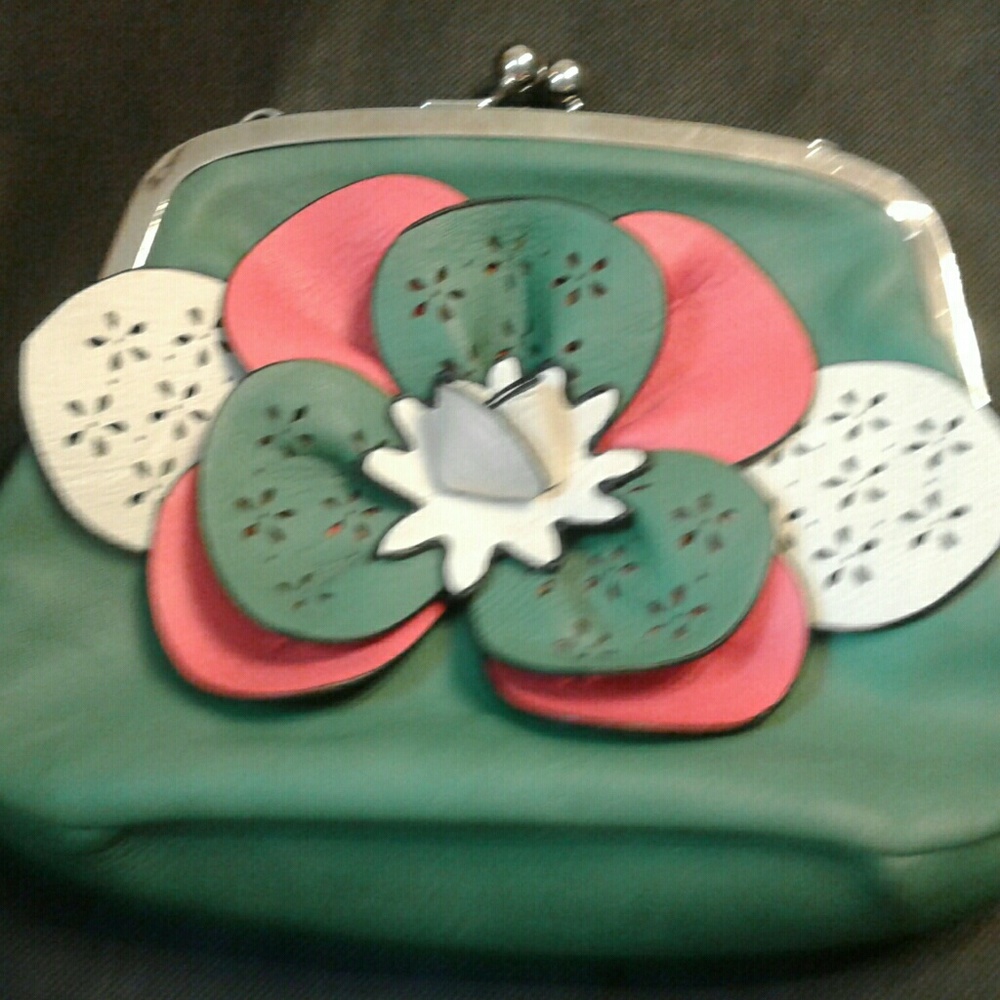 Pre-loved handbag
