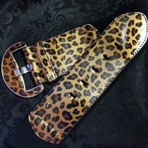 NWT cheetah print belt