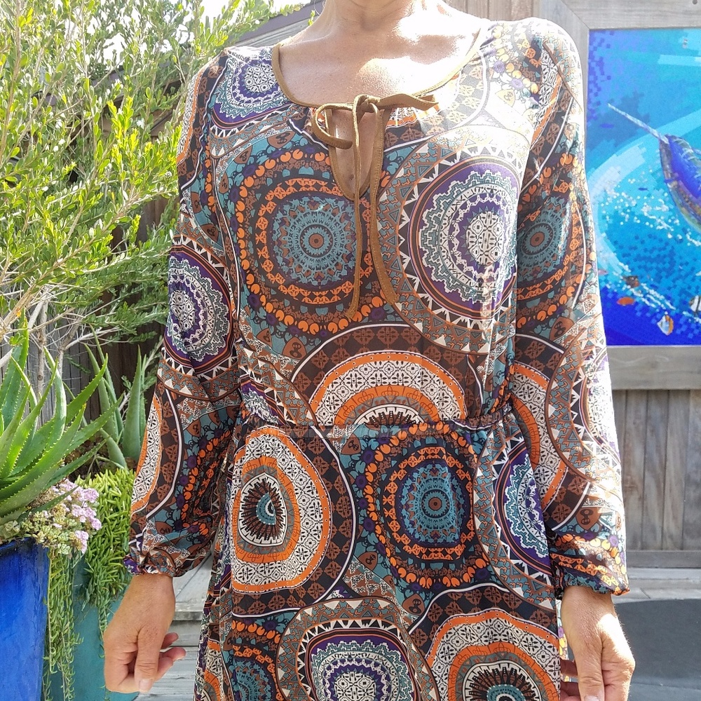 Dress - Picture 2 of 5
