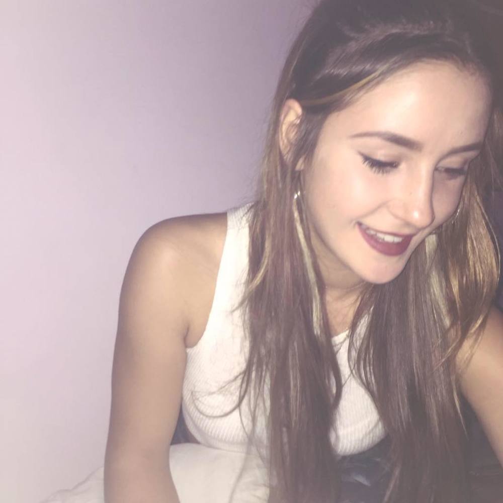 Meet your Posher, Karina