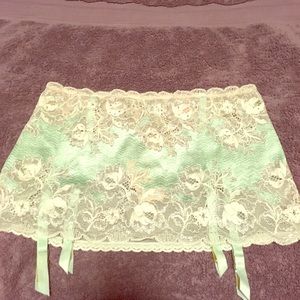 Victoria's Secret garter