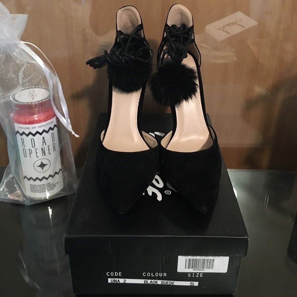 NIB Pom Pom Stilettos