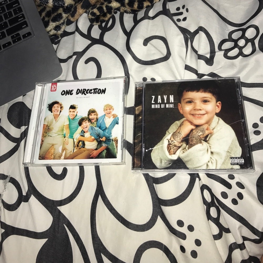 One direction & Zayn CDs