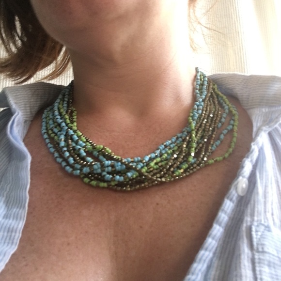 Colorful beaded necklace - Picture 3 of 3