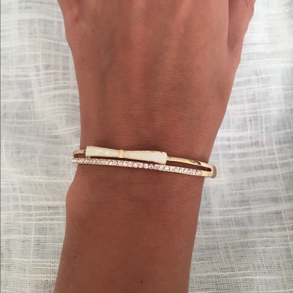 HP 5/16! NIP Bow & Swarovski crystal gold bangle - Picture 2 of 4