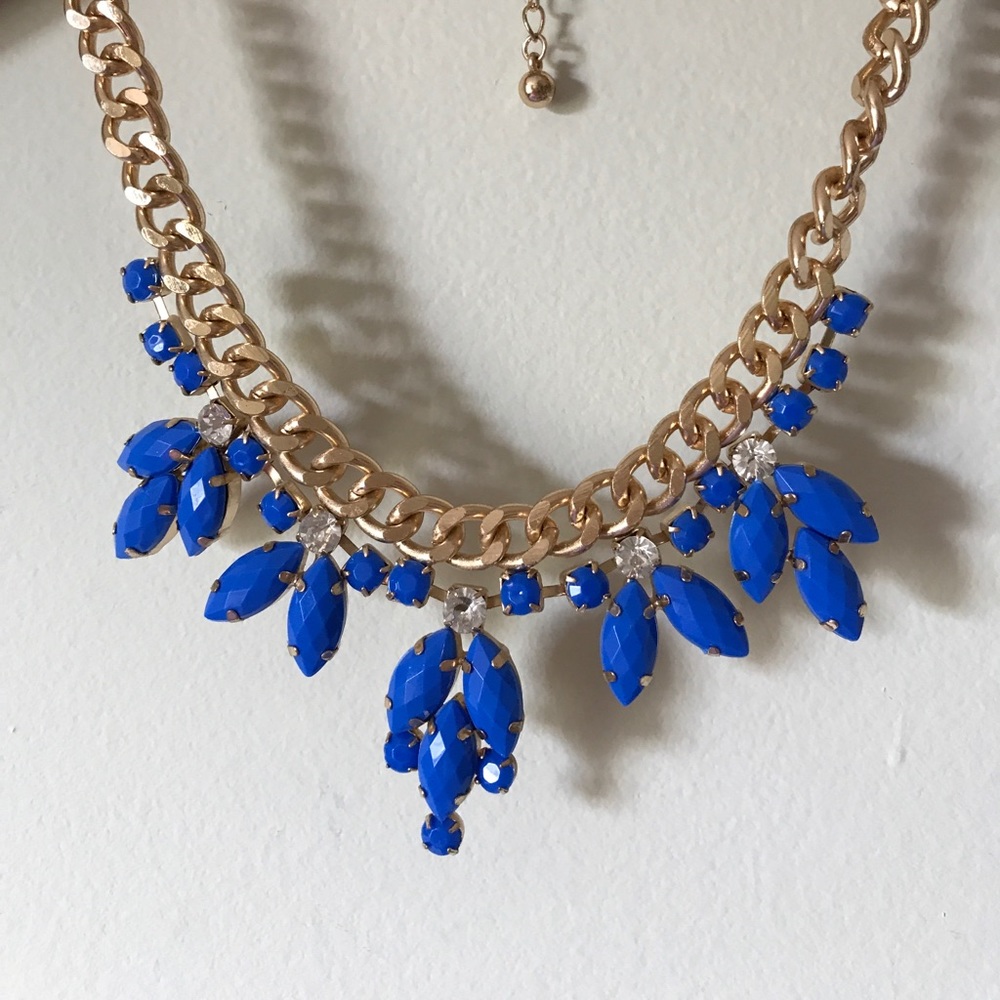 Statement necklace!