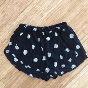 Brandy Melville Daisy shorts