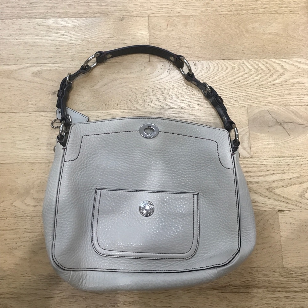 Coach Chelsea Purse Pebbled Leather Cream