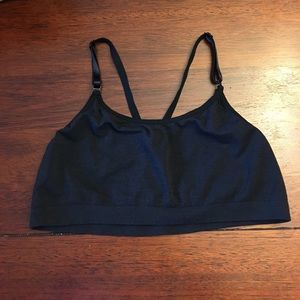 Black sport bra