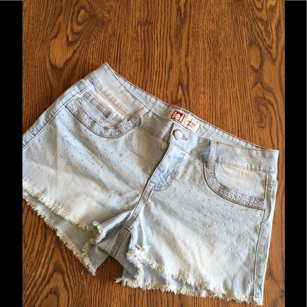 Lei Jean shorts with rhinestones 11
