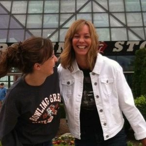 Meet your Posher, Angie