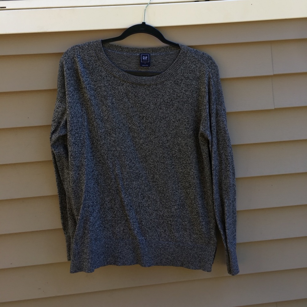 Basic marled sweater