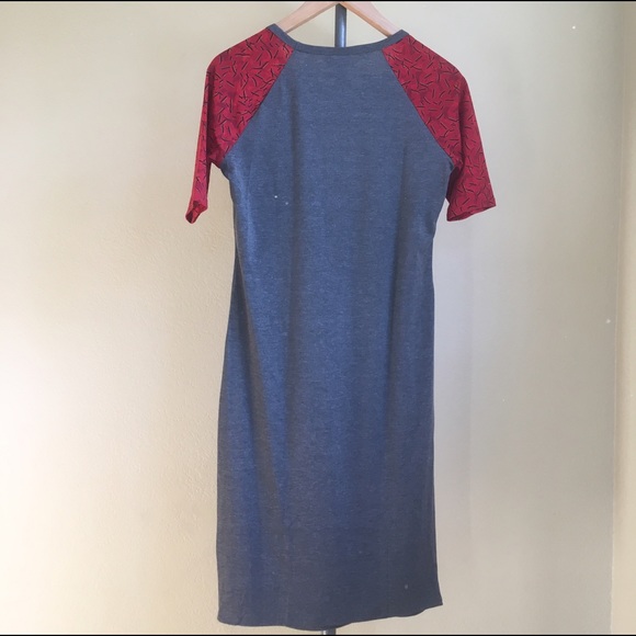 2/$25 🌟 LulaRoe Julia New Gray/Red Small - Picture 2 of 4