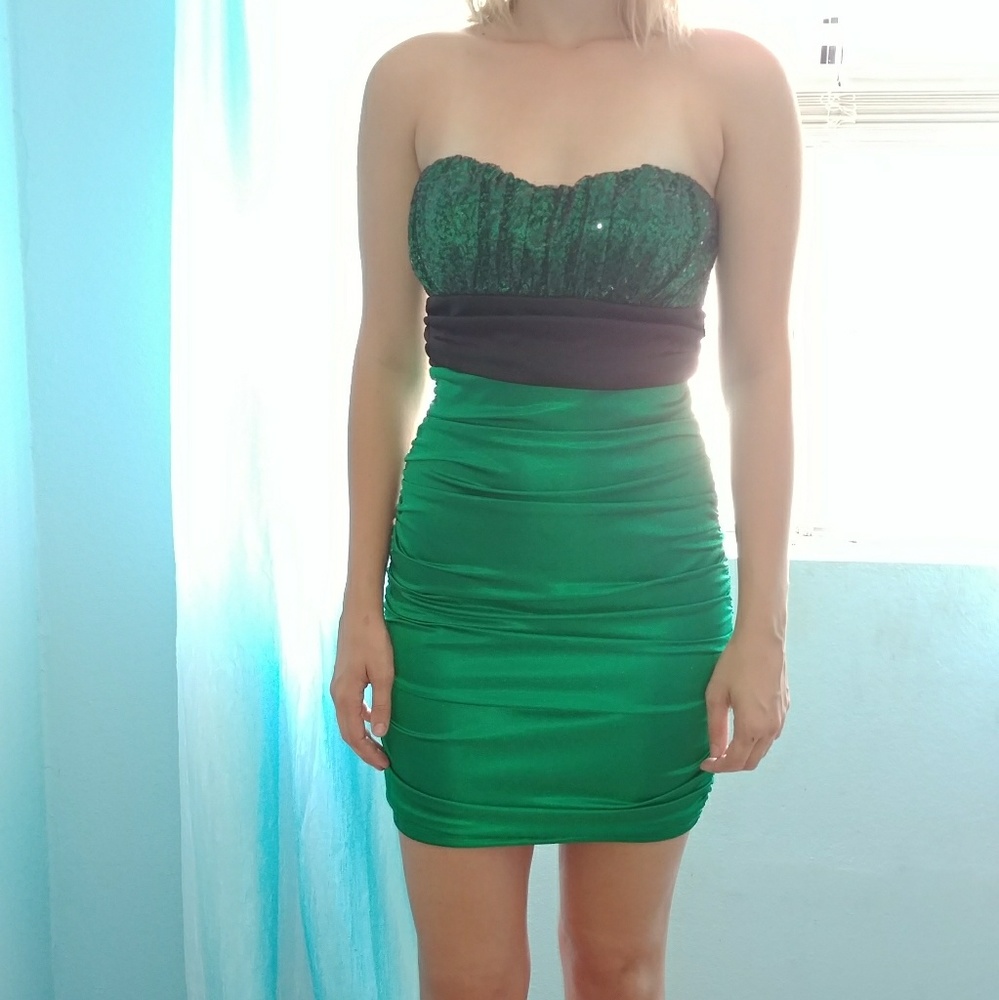 Emerald green semi formal dress