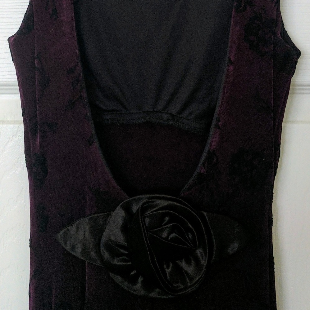Ladies XS Plum & Black Velvet Formal Dress