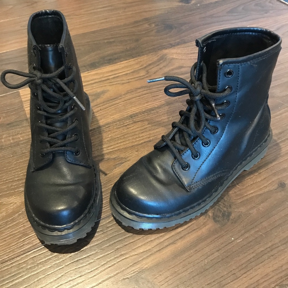 CALL IT SPRING Yandy Black Boots