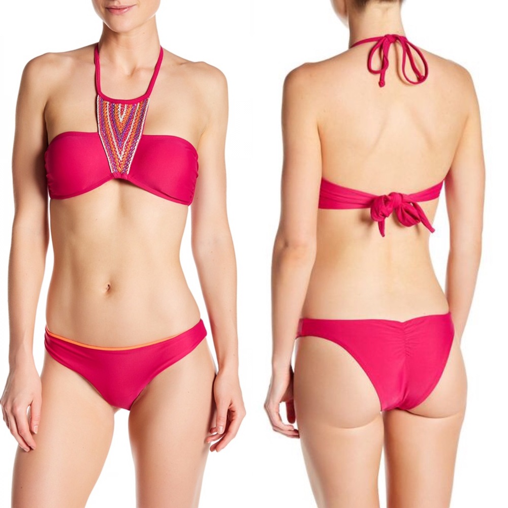 NWT Embroidered bikini set, size small
