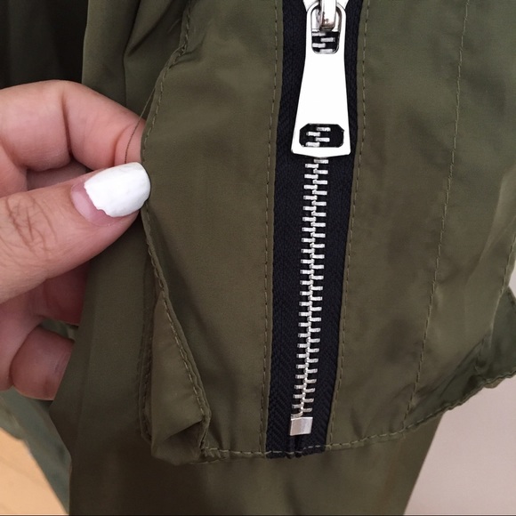 Olive Army Jacket Comfy Loose Sz L - Picture 6 of 8