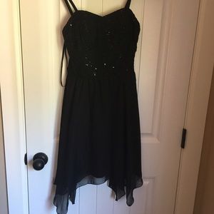 Juniors Lily Rose Black Dress