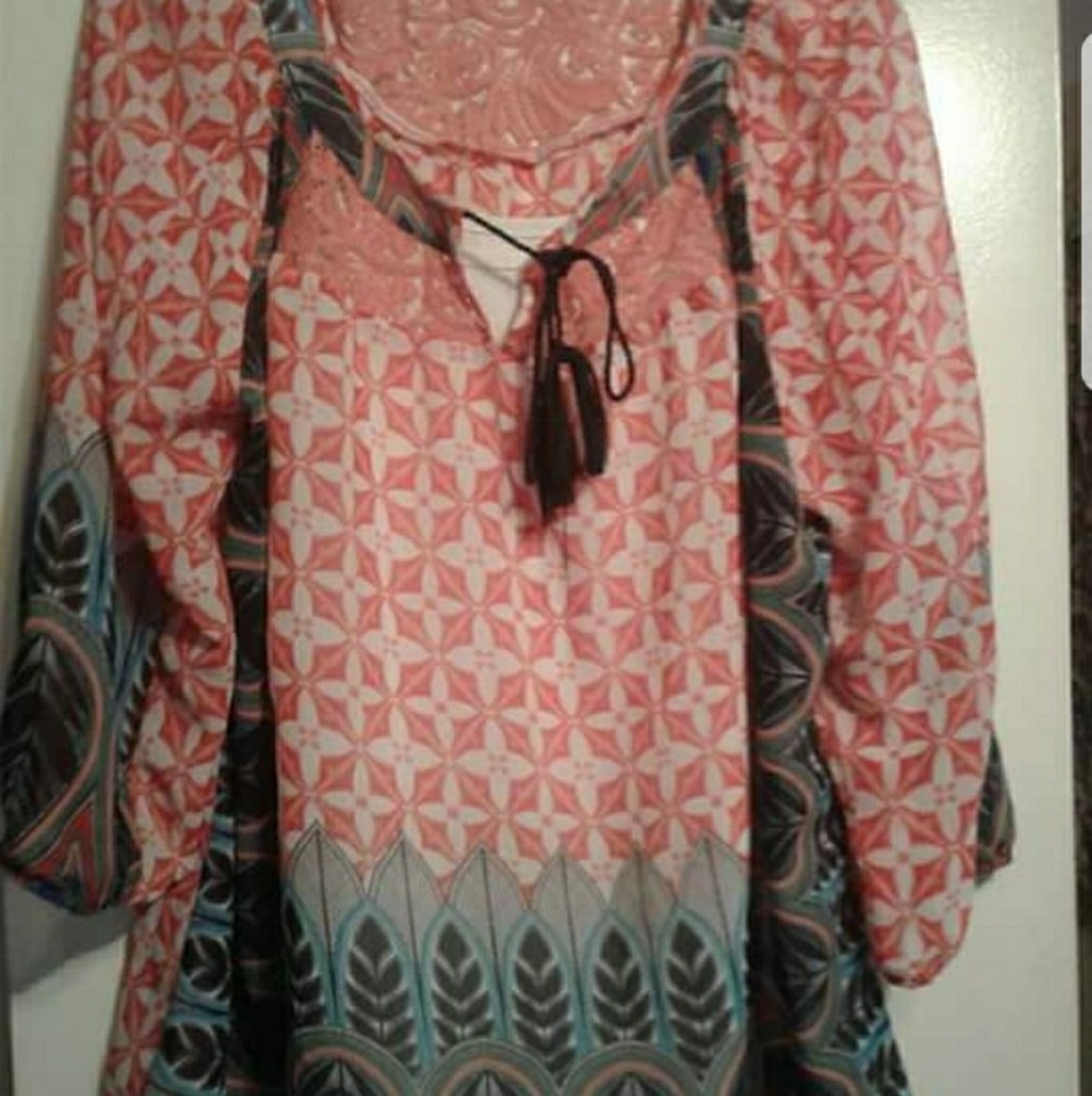 Beautiful Boutique Blouse size XL