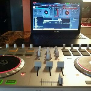 Meet your Posher, Simon